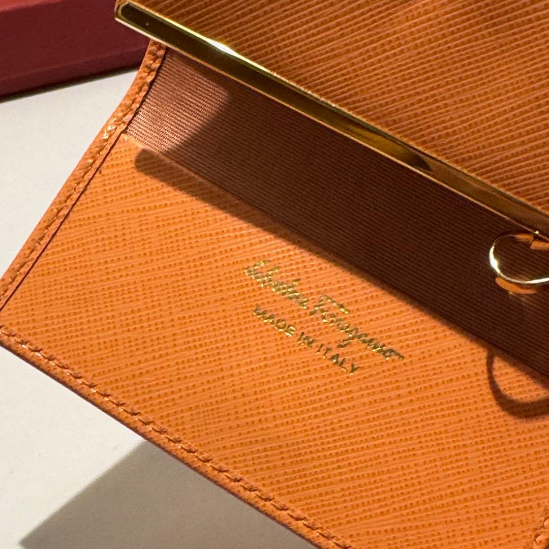 Salvatore Ferragamo キーケース