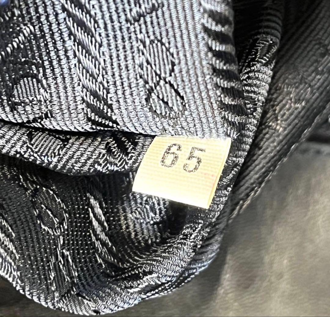 美品✨ PRADA トートバッグ オールレザー 三角ロゴプレート 黒