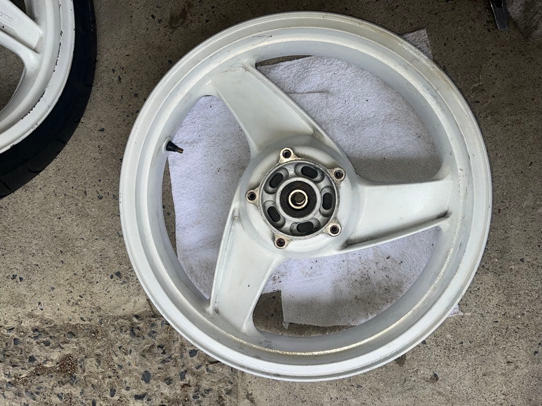 zrx400 ホイール フロントリアセット 値下げ交渉大歓迎！