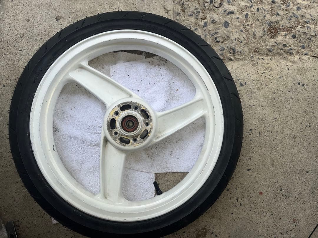 zrx400 ホイール フロントリアセット 値下げ交渉大歓迎！