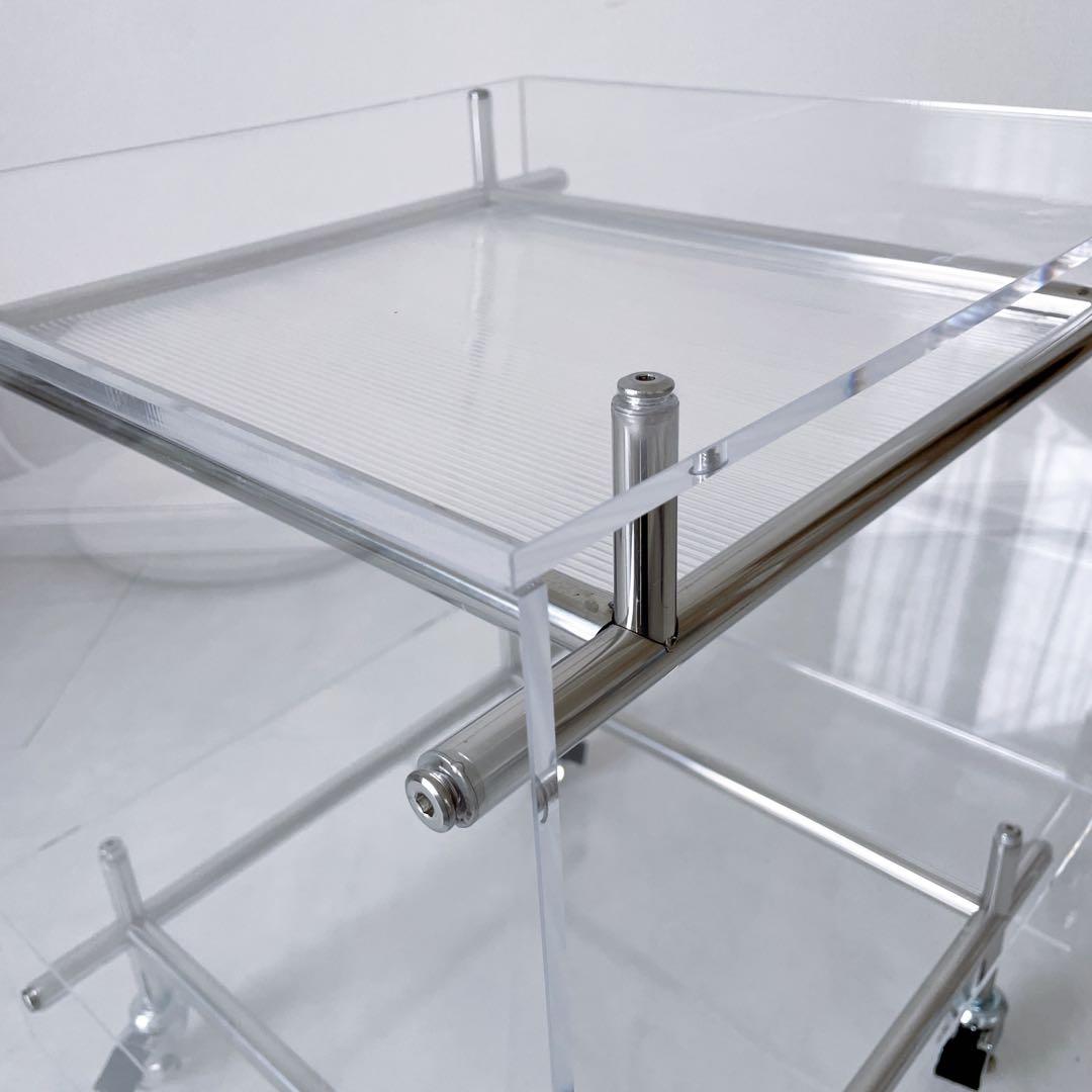 アクリルコーヒーテーブル　サイドテーブル　キャスター付き　モジュール家具 収納