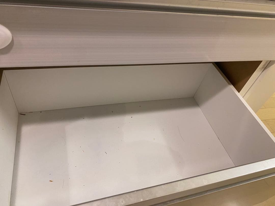 食器棚　幅140cm ホワイト　鏡面