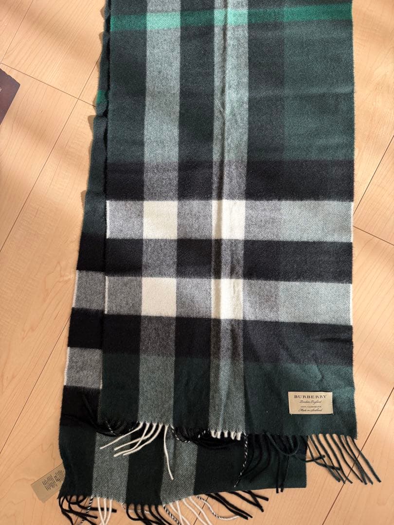 Burberry カシミヤ100%マフラー バーバリー スコットランド製