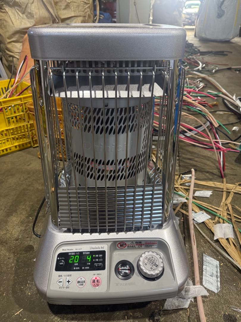 ダイニチブルーヒーター　石油ストーブ　FM-107(s)