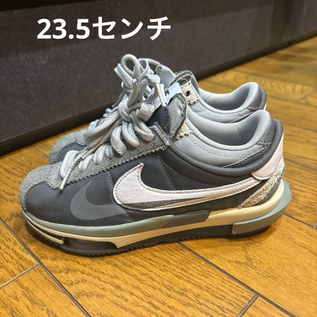 NIKE × SACAI ZOOM CORTEZ SP GREY