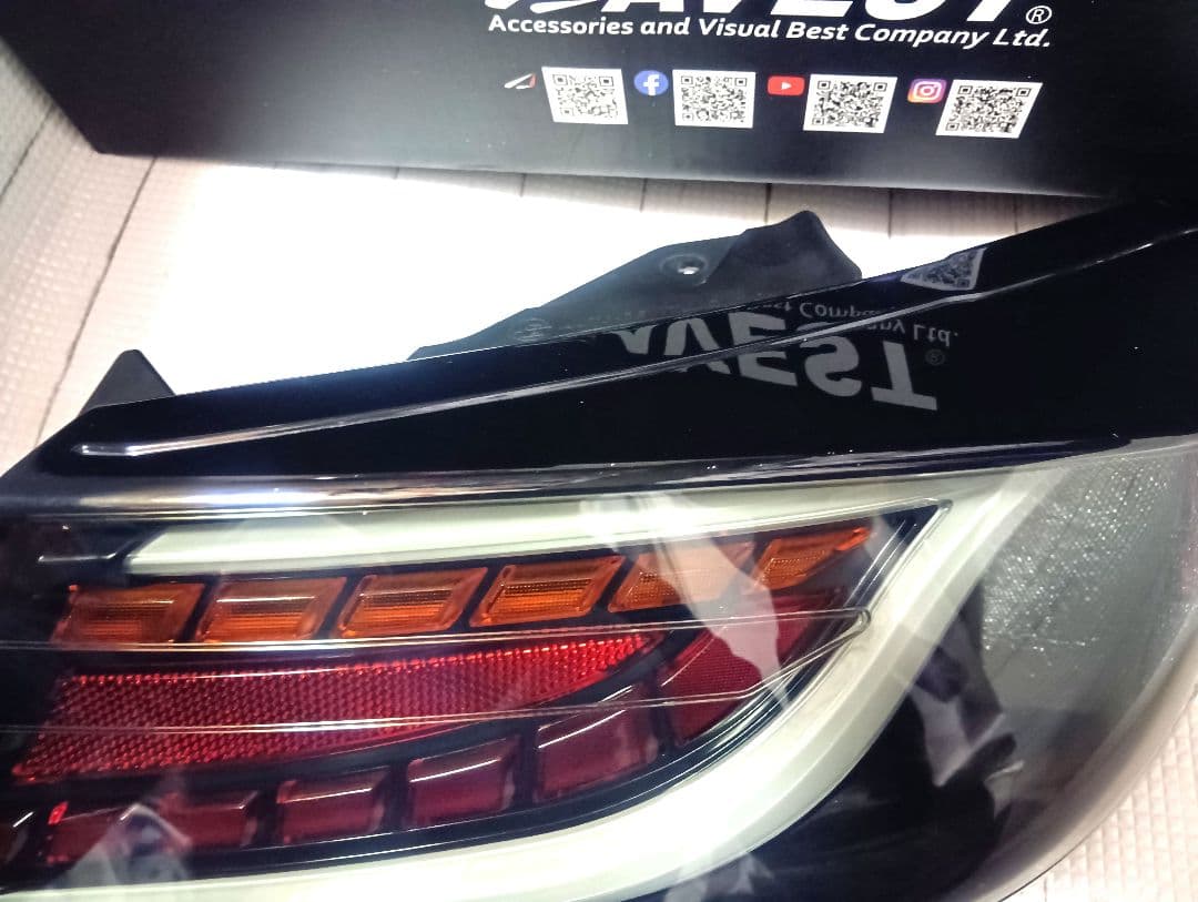 AVEST　GR86 ZN8 BRZ ZD8　シーケンシャルスモークバージョン1