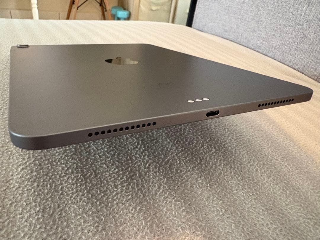 Apple iPad Air 10.9インチ Wi-fi （第４世代）256GB