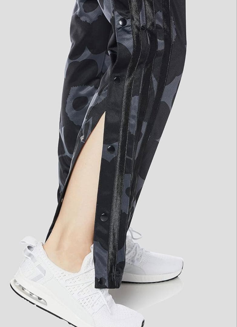 【極美品】アディダスマリメッコジャージセットアップLサイズ