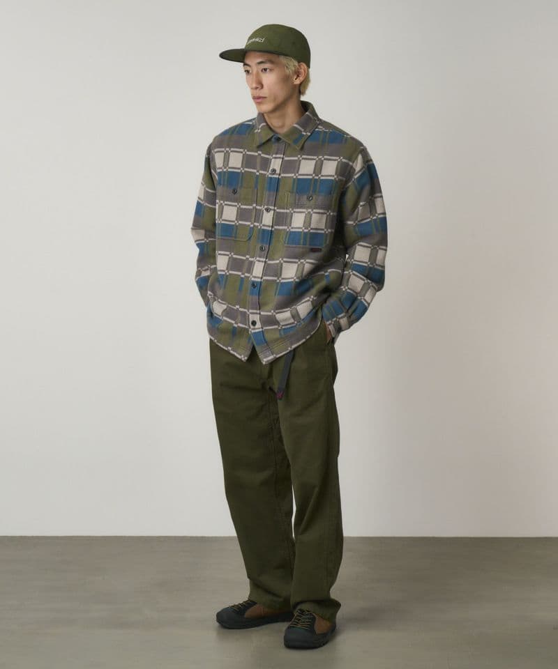 グラミチ　Ｌ　レギュラーフィット　パンツ　①