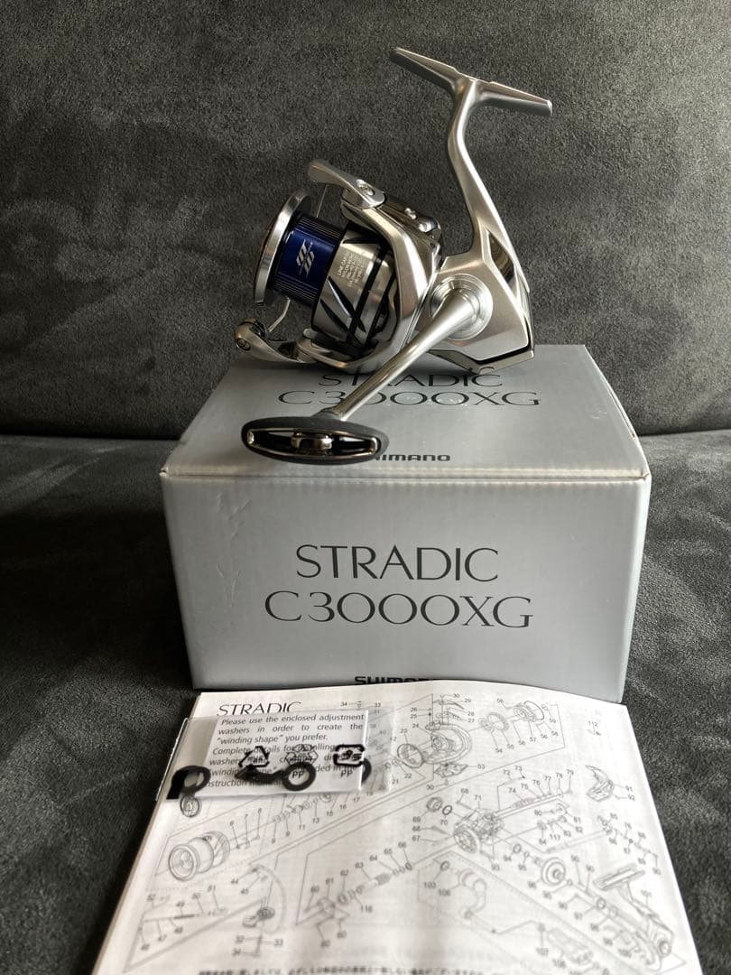 シマノ(SHIMANO) 23 ストラディック C3000XG　新品同様