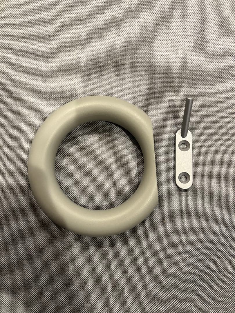 HAY GYM HOOK ジムフック ライトグレー Mタオル掛け