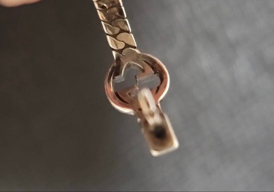 GUCCI インターロッキングGフープピアス シルバー925