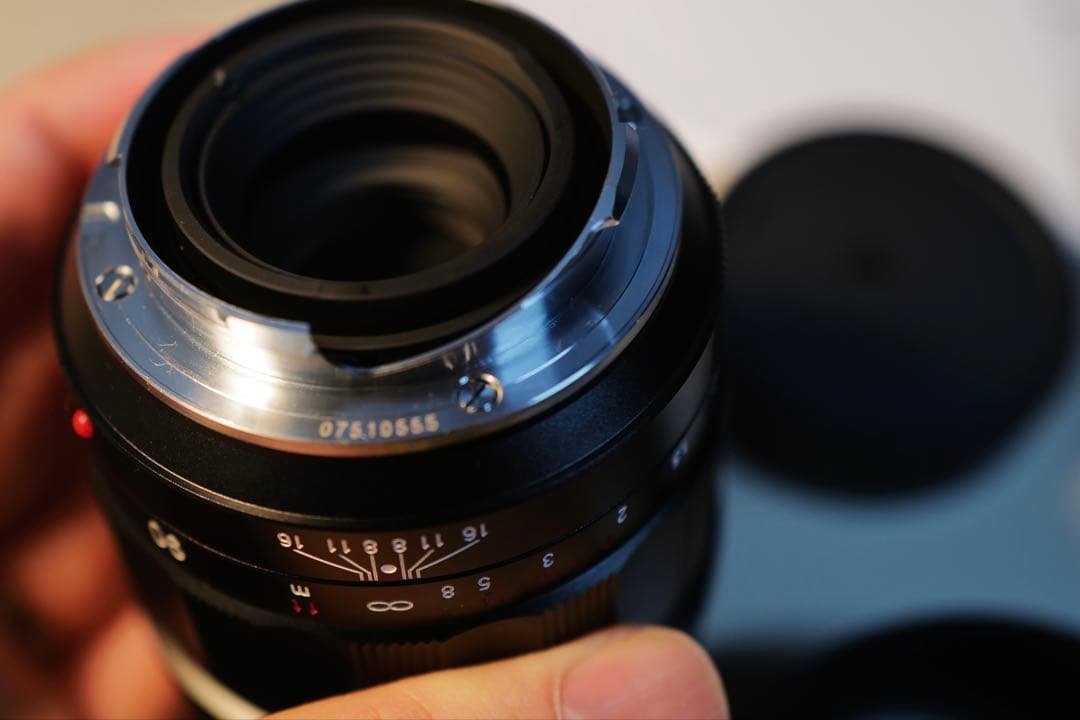 【新品同様】フォクトレンダー　APO-ULTRON 90mm F2 【保証有】