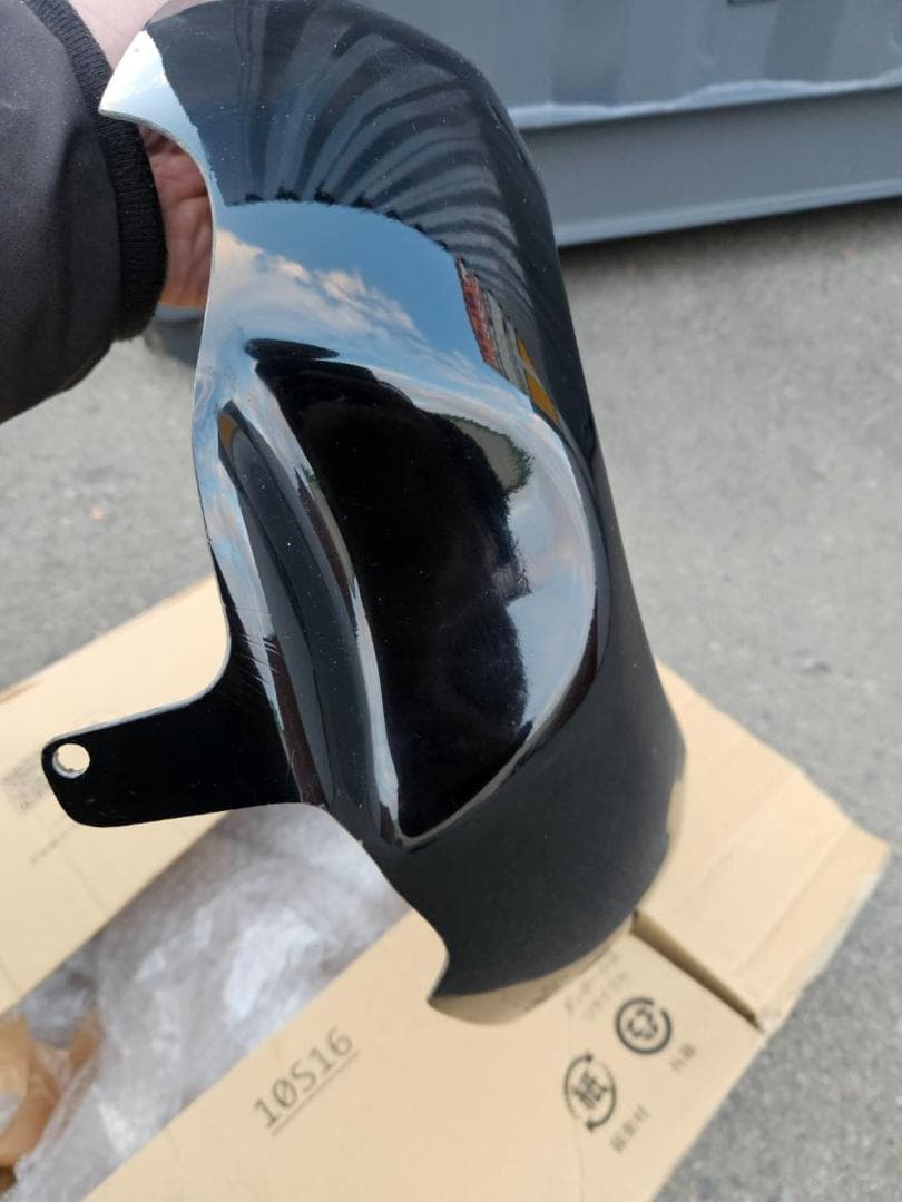 SR400 ノートンタイプ　カウル