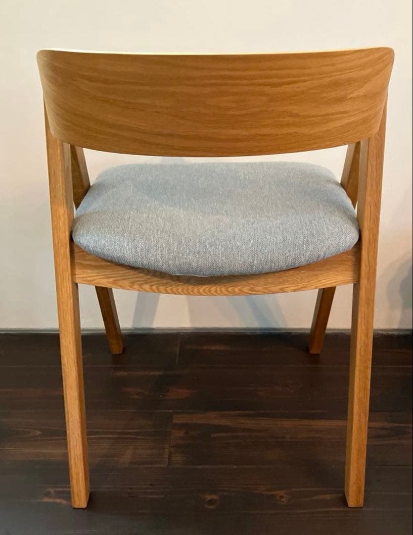 unico ウニコ　ダイニングチェア 木製 グレー布張り②