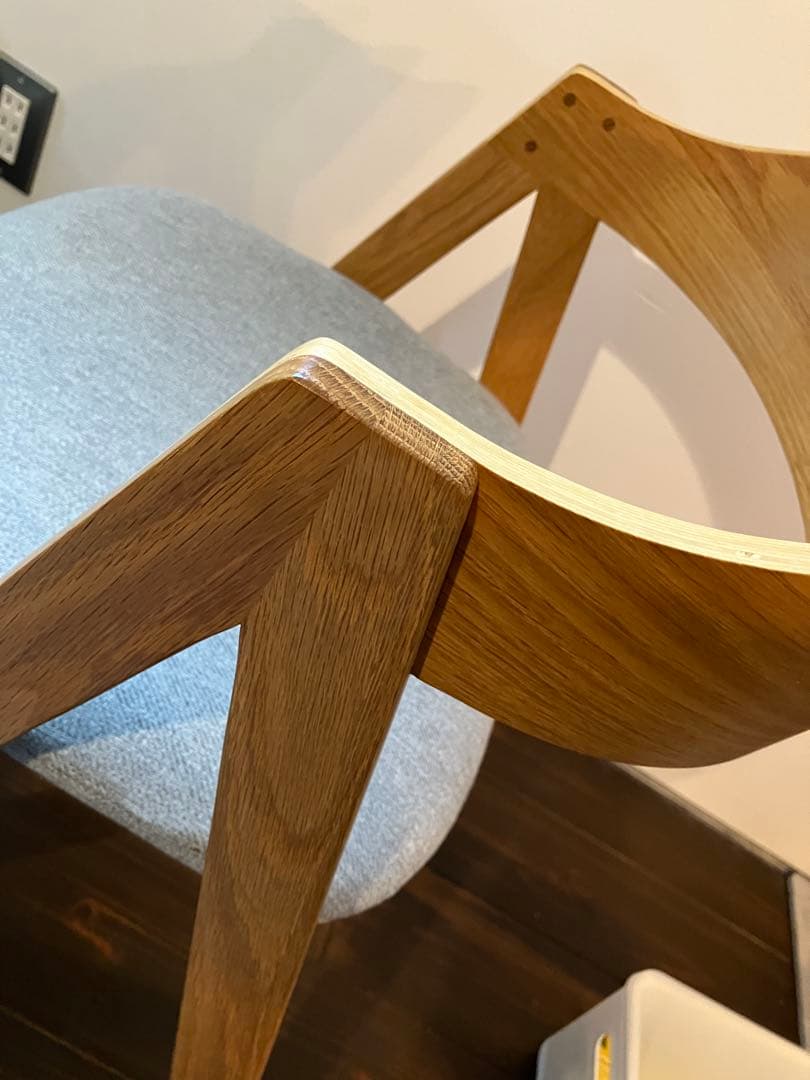 unico ウニコ　ダイニングチェア 木製 グレー布張り②