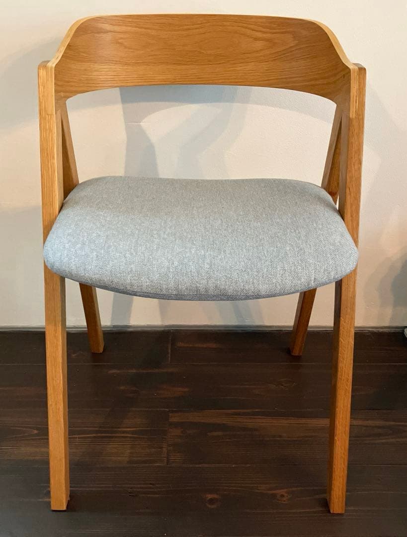 unico ウニコ　ダイニングチェア 木製 グレー布張り②
