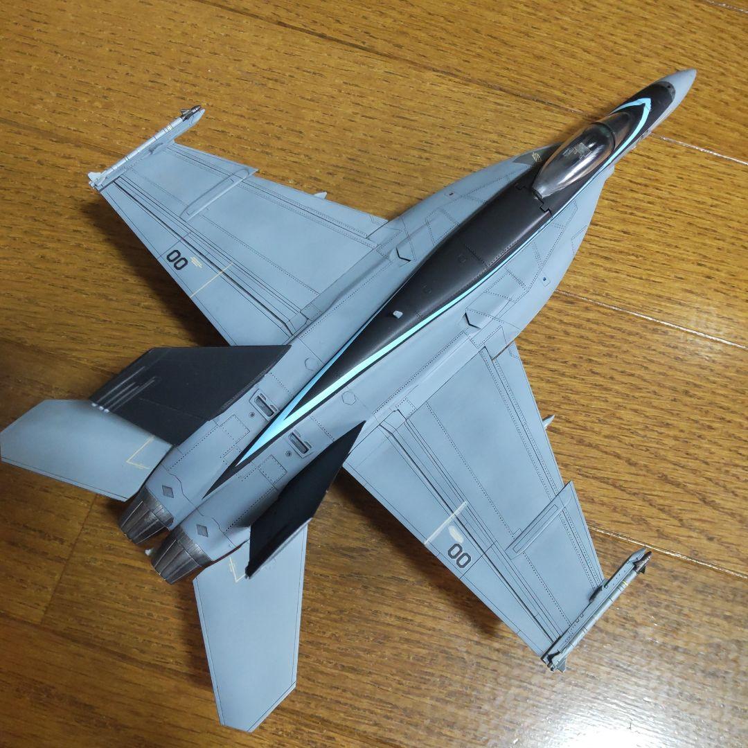 戦闘機プラモデル完成品1/72F−18 トップガン