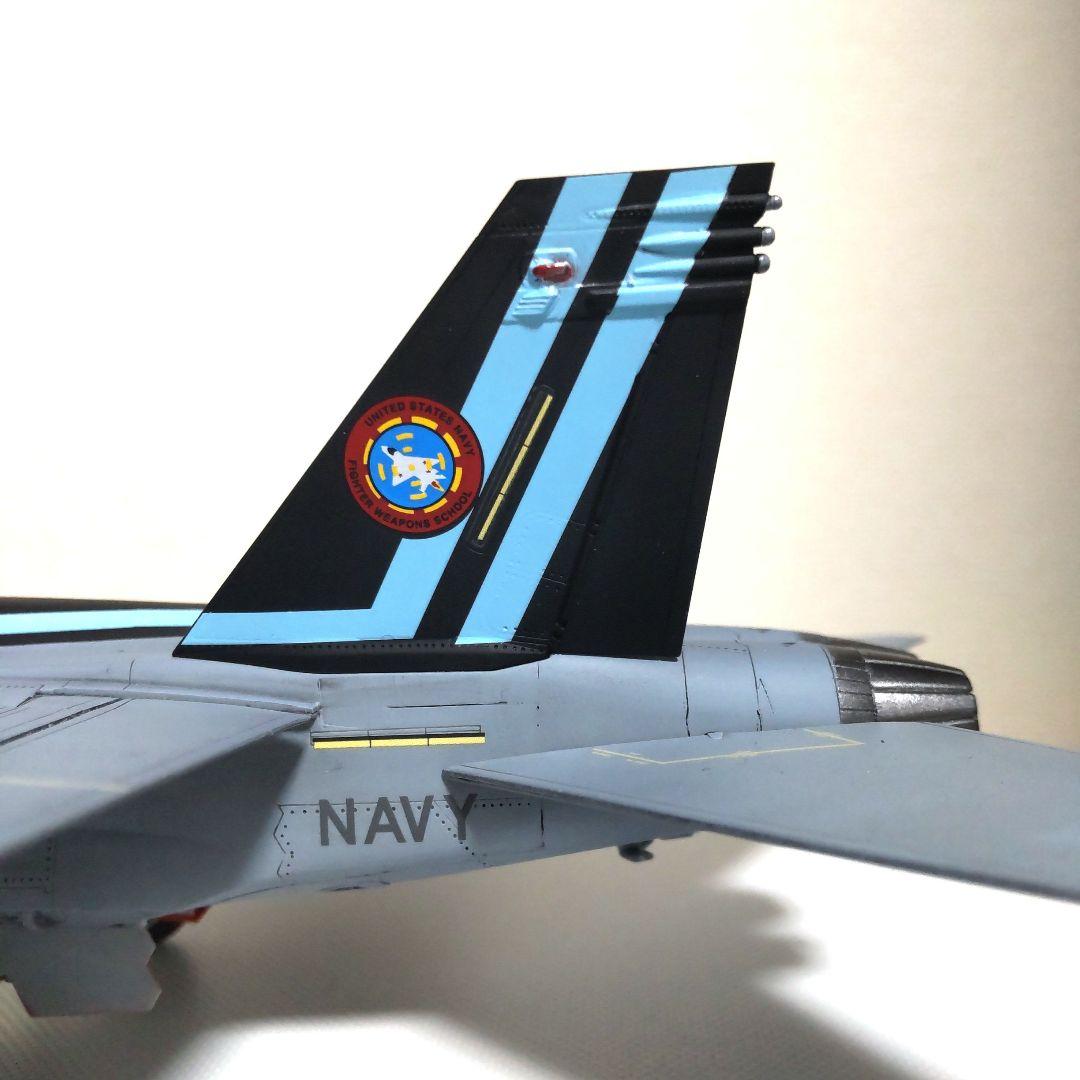 戦闘機プラモデル完成品1/72F−18 トップガン