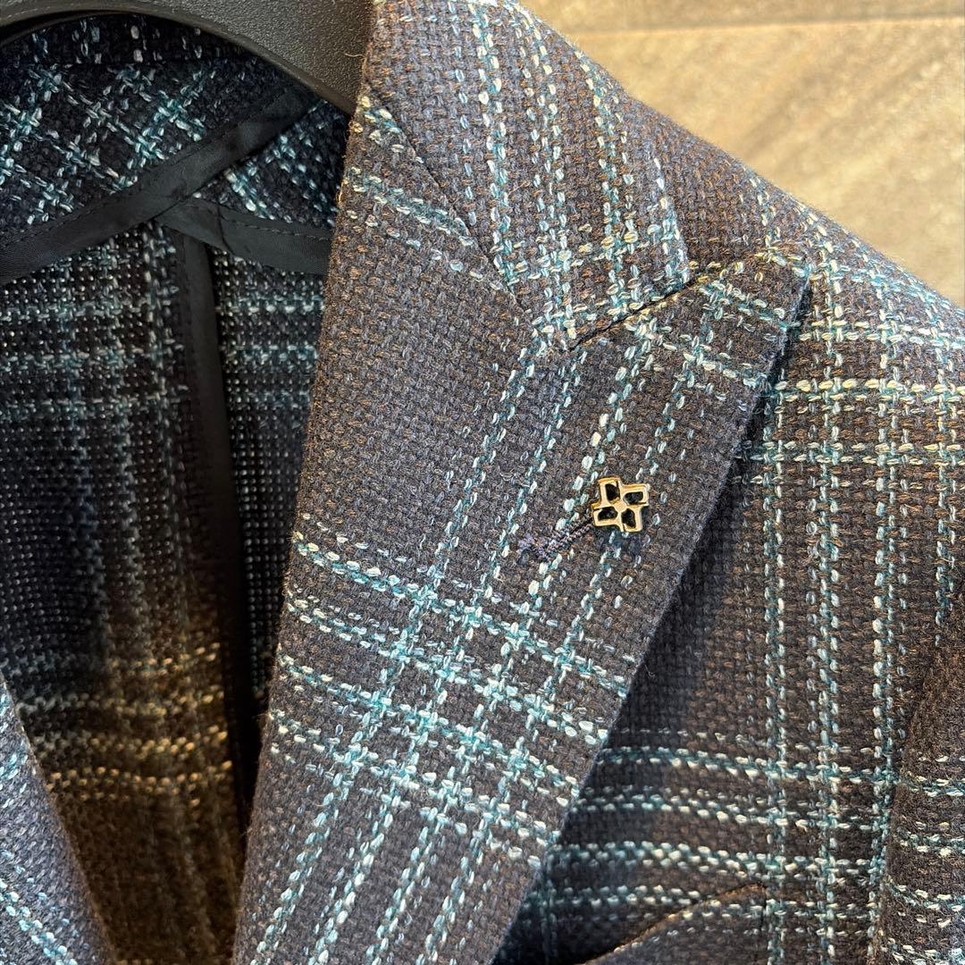 未使用品　タリアトーレ　ジャケット　42