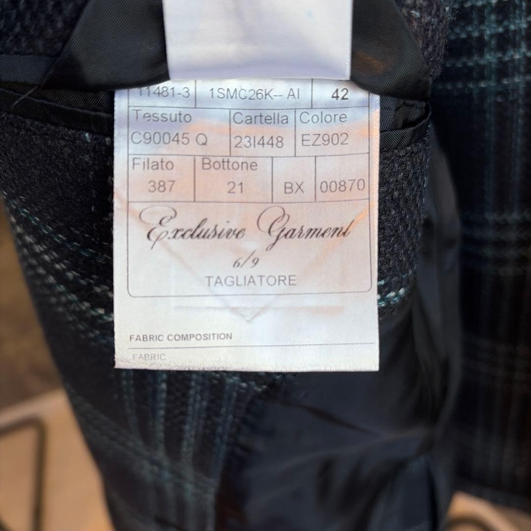 未使用品　タリアトーレ　ジャケット　42