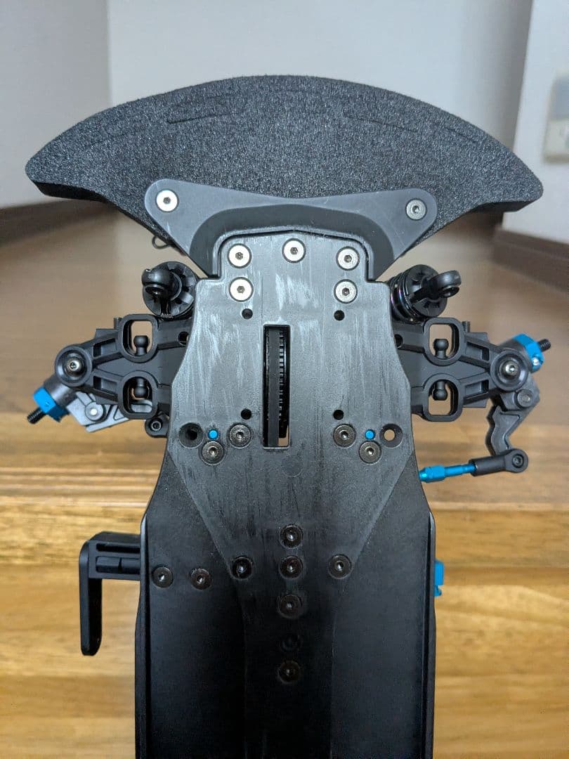 タミヤ　TA08R シャーシキット　オプションパーツ付き