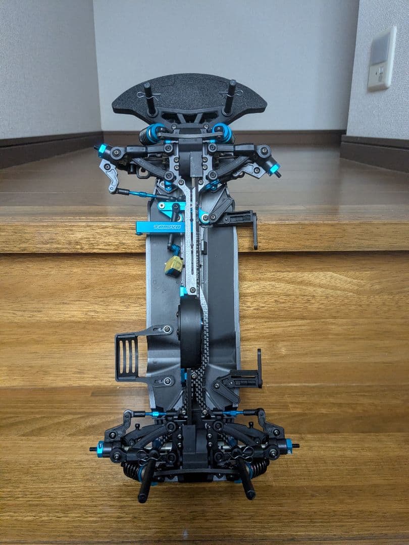 タミヤ　TA08R シャーシキット　オプションパーツ付き