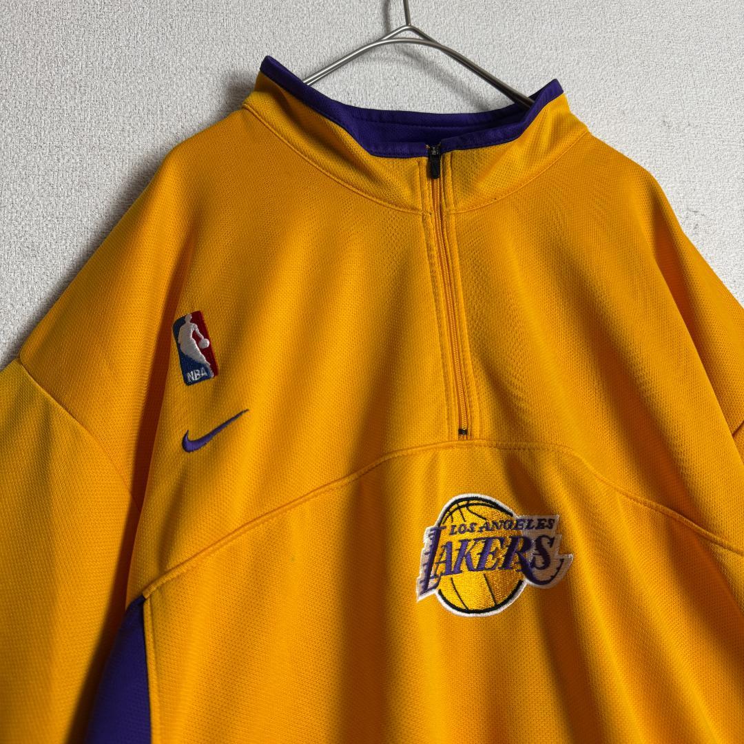 【海外限定☆2XLサイズ☆レイカーズ】ナイキ NBA刺繍ウォームアップTシャツ