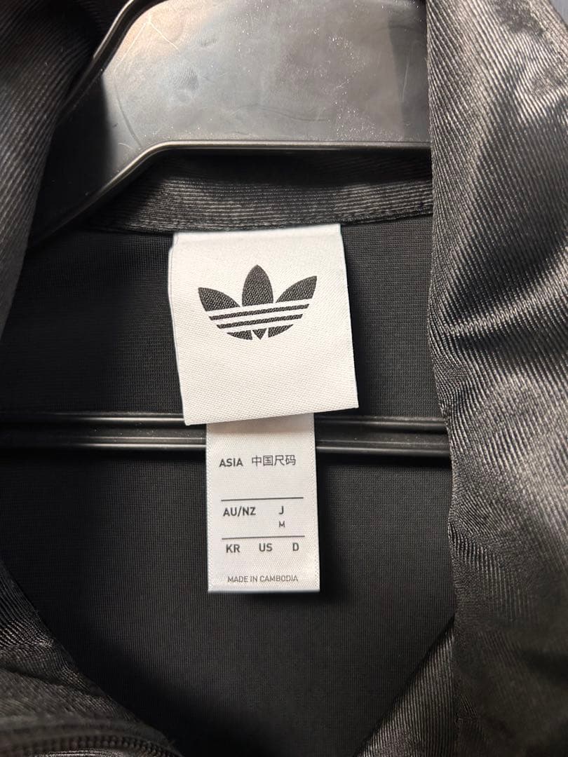 adidas ファイヤーバード メタリックトラックトップ