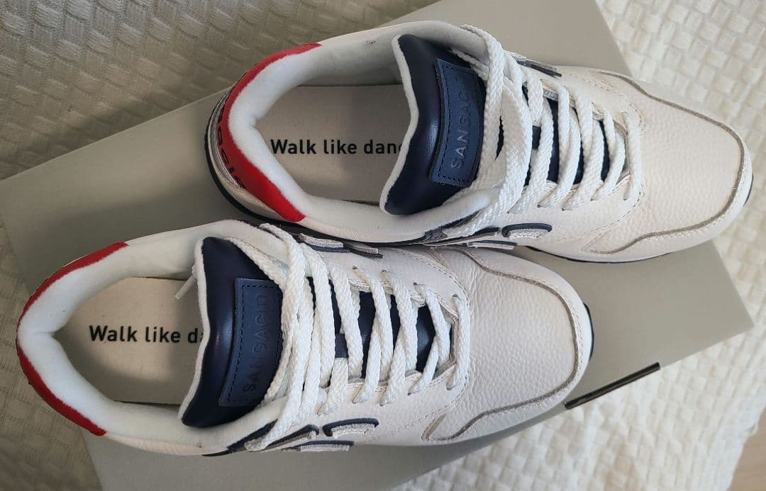 にゅ～ず × サンガッチョ スニーカー24.0cm