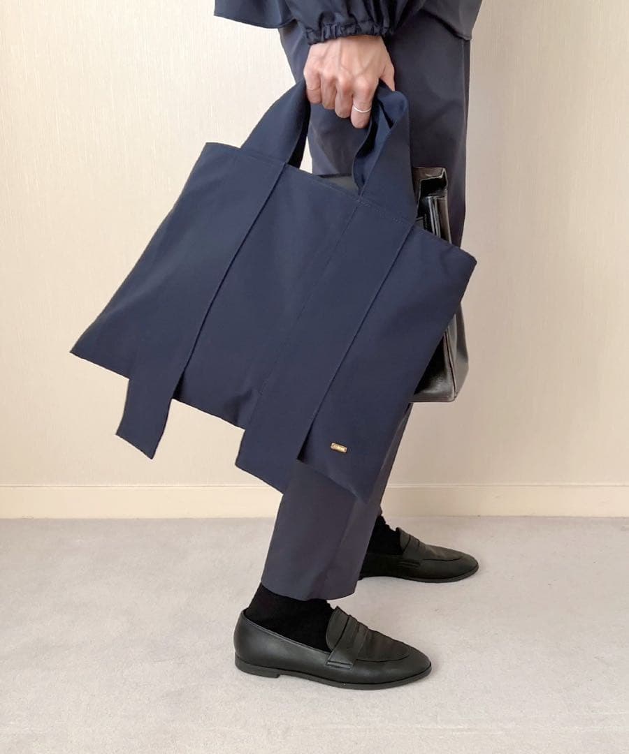 美品【COUDRE】クードル　ワイドハンドルショートトート　ネイビー　金子綾さん