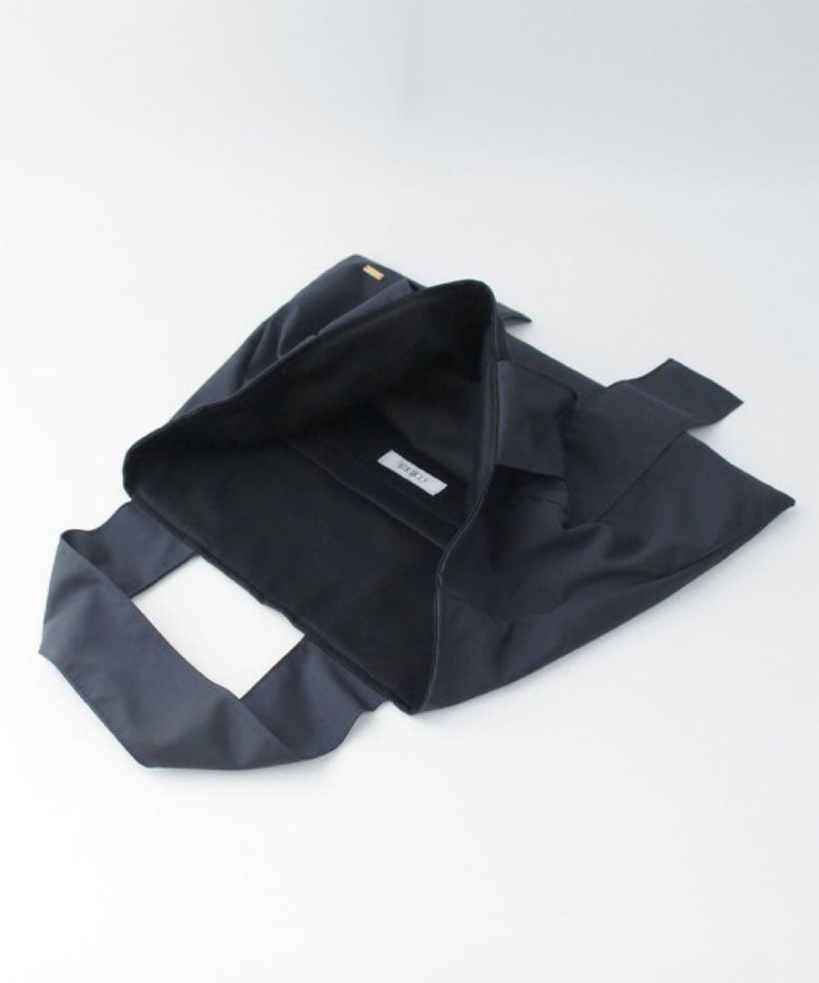 美品【COUDRE】クードル　ワイドハンドルショートトート　ネイビー　金子綾さん