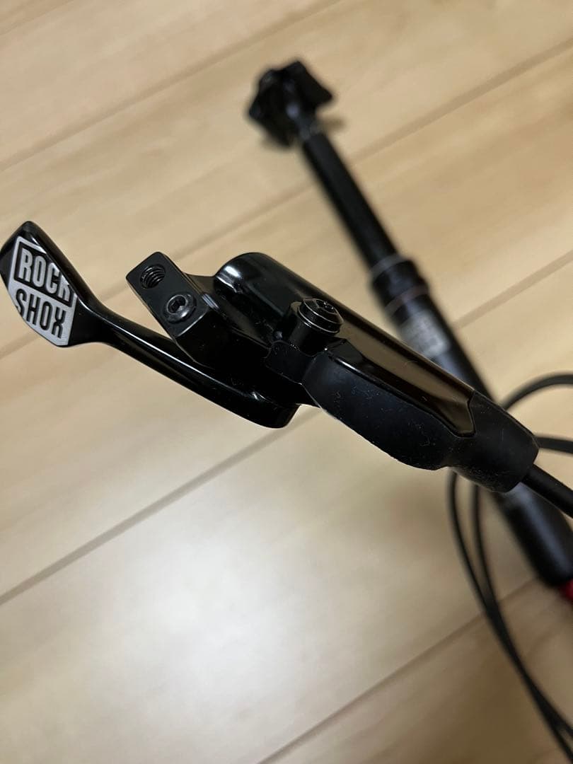RockShox Reverb ドロッパーシートポスト30.9mm 125mm