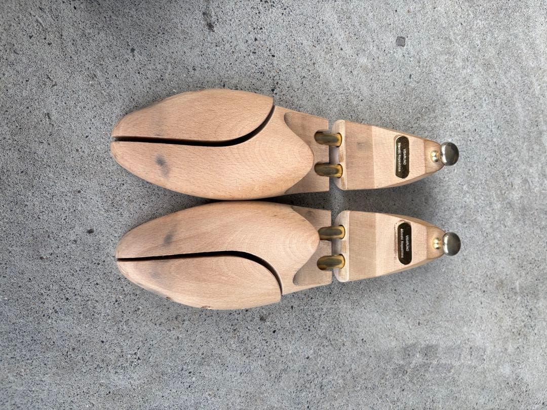 クロケット&ジョーンズ　ブラックレザーウィングチップシューズ　uk8E