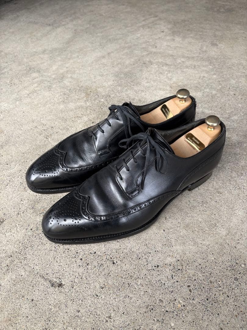 クロケット&ジョーンズ　ブラックレザーウィングチップシューズ　uk8E