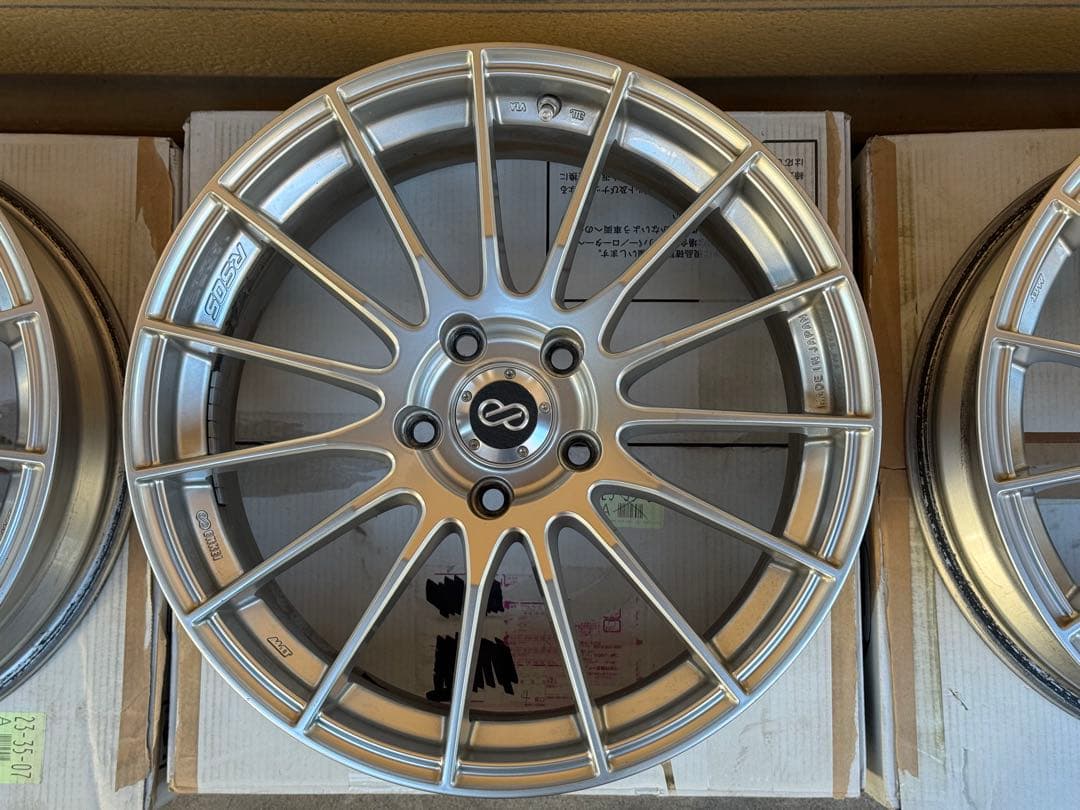 ふ*ん様 ENKEI エンケイ 18インチ7.5J 50 114.3 5穴 ホイ