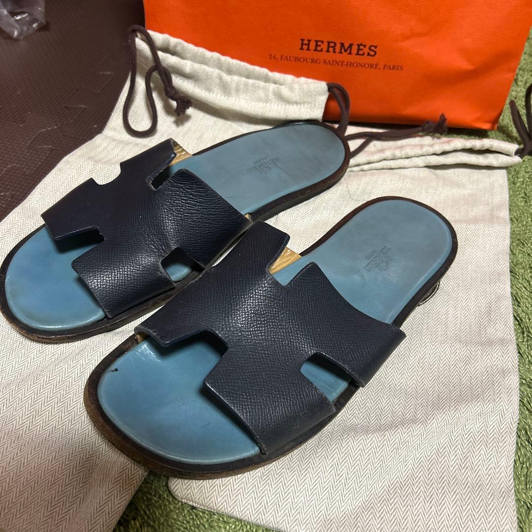 HERMES ネイビー レザーサンダル
