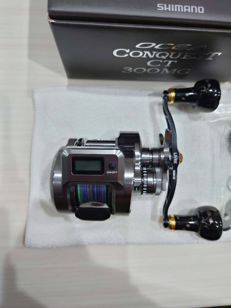 オシアコンクエストCT300HG×LIVRE CRANK110限定ハンドル付き