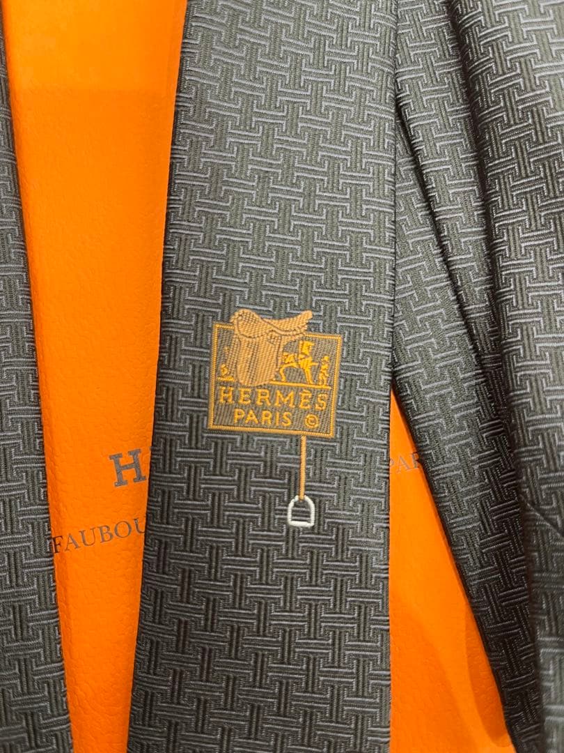 エルメス　ネクタイ　未使用　グレー