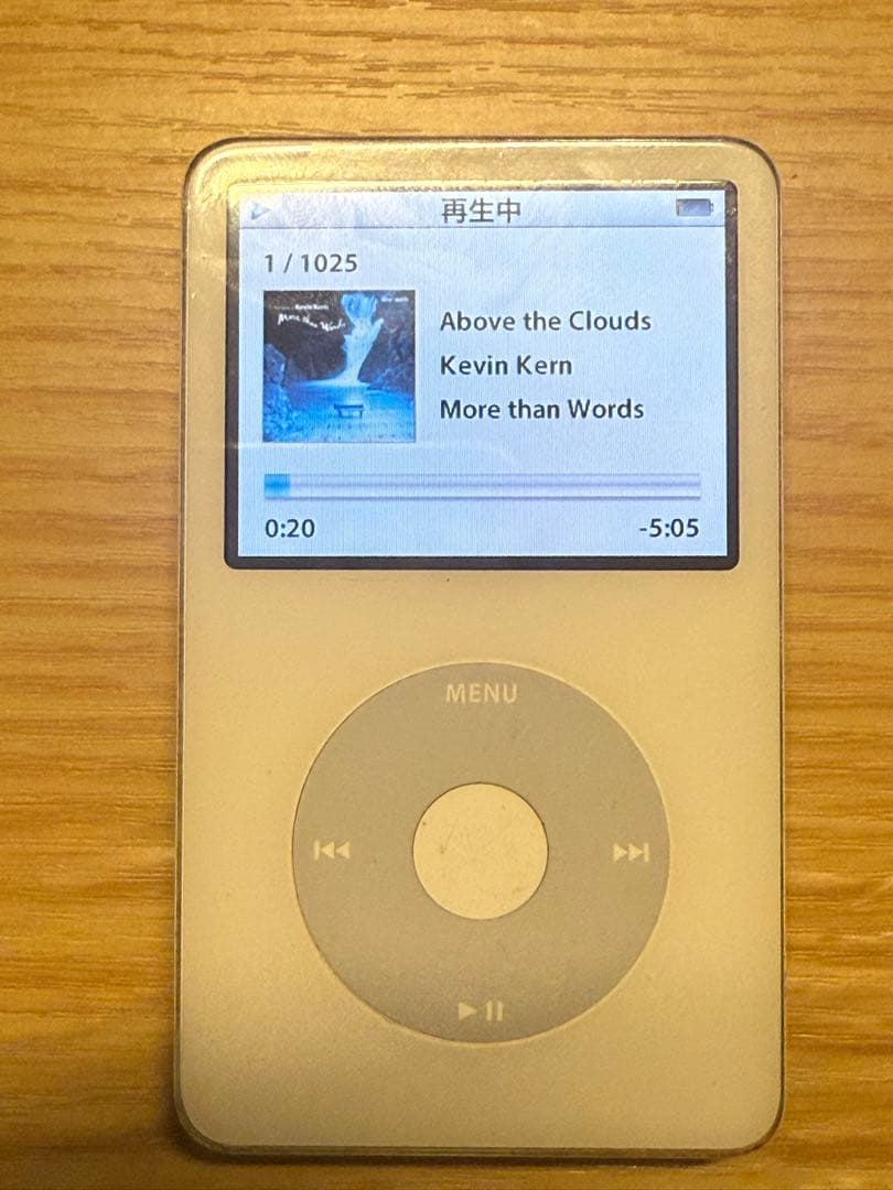 iPod Classic A1136 80GB 美品 動作確認済み ケーブル付