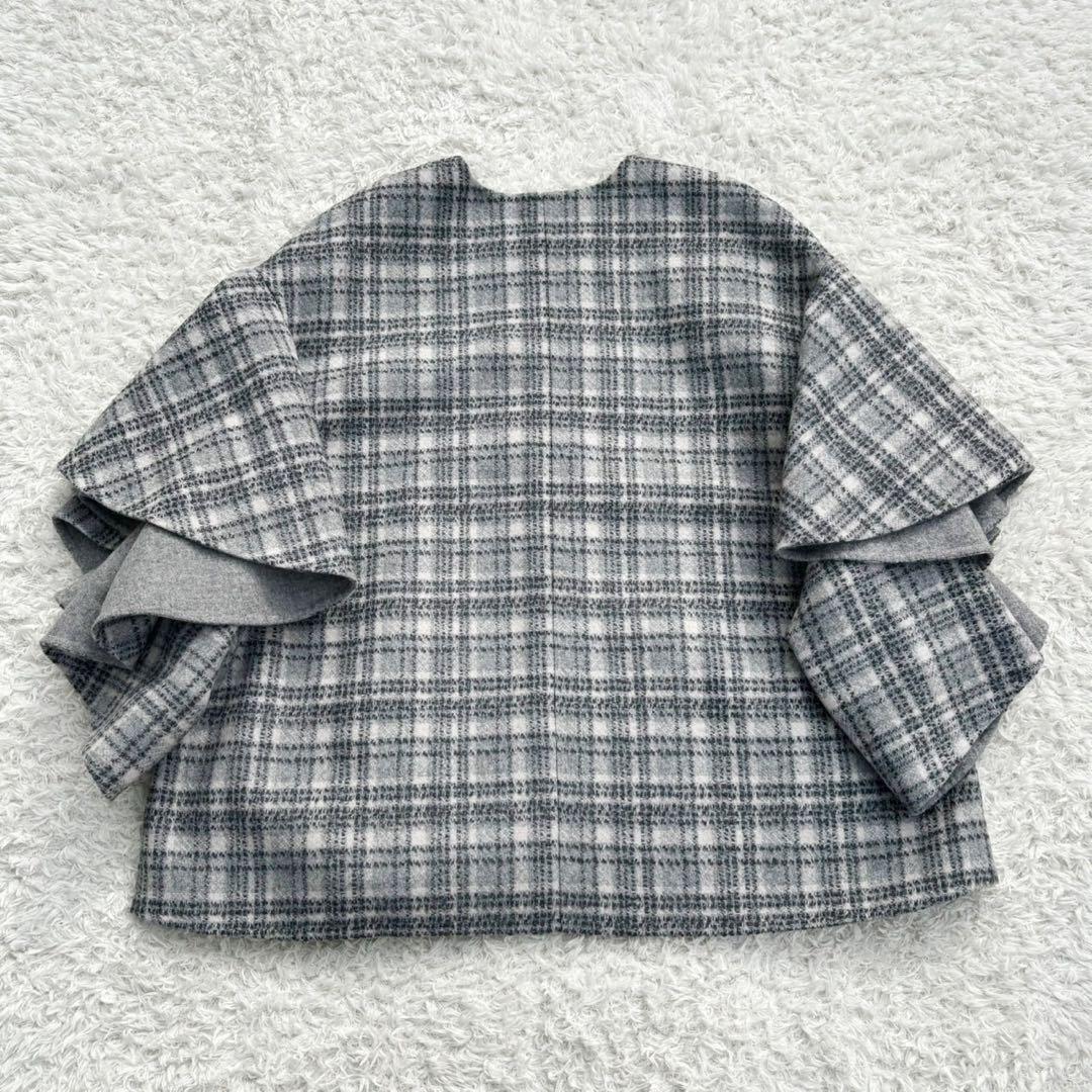 ♡新品タグ付♡ セブンテン　ラッフルスリーブリバーシブルコート　グレー