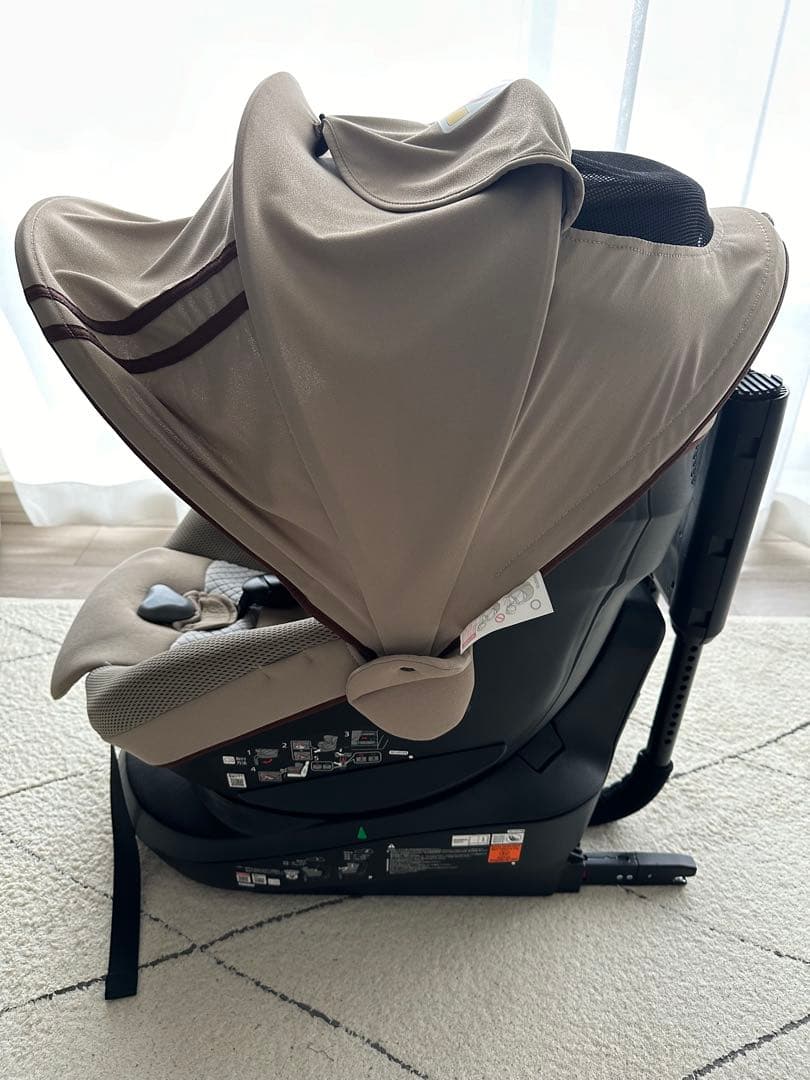 AILEBEBE ベビーシート 回転式 ベージュ