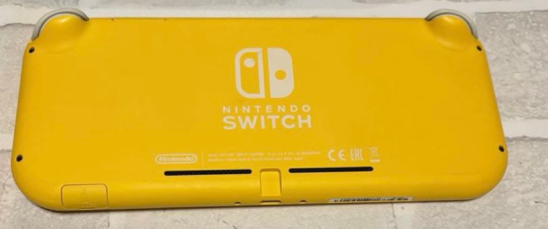Nintendo Switch Lite イエロー + ケース
