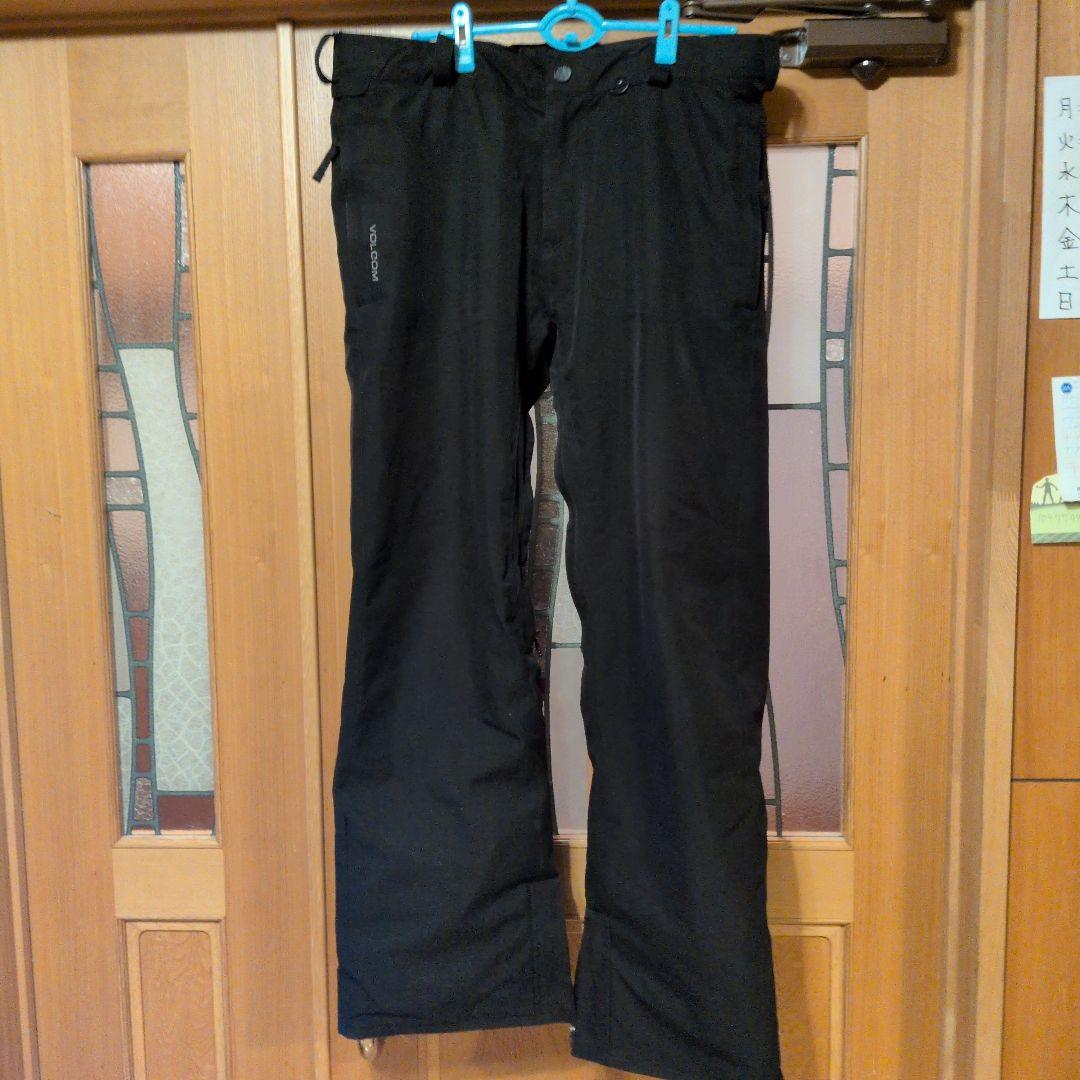 VOLCOM赤黒迷彩 スノーボードウェアセット