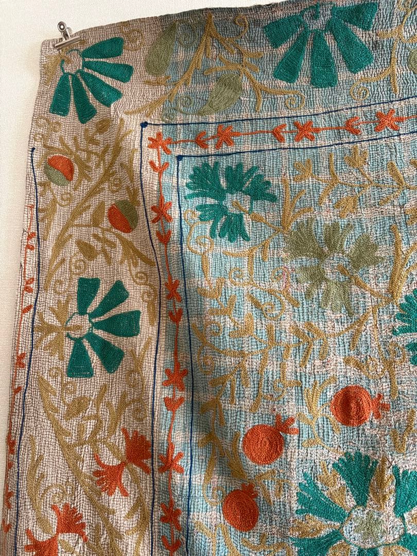 「美品」スザニ刺繍カンタキルト　スザニ刺繍 インド　手仕事　一点もの