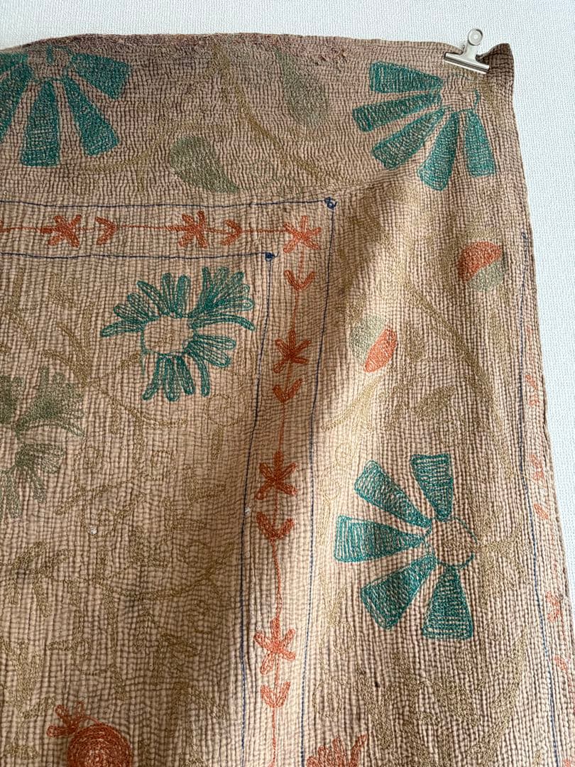 「美品」スザニ刺繍カンタキルト　スザニ刺繍 インド　手仕事　一点もの