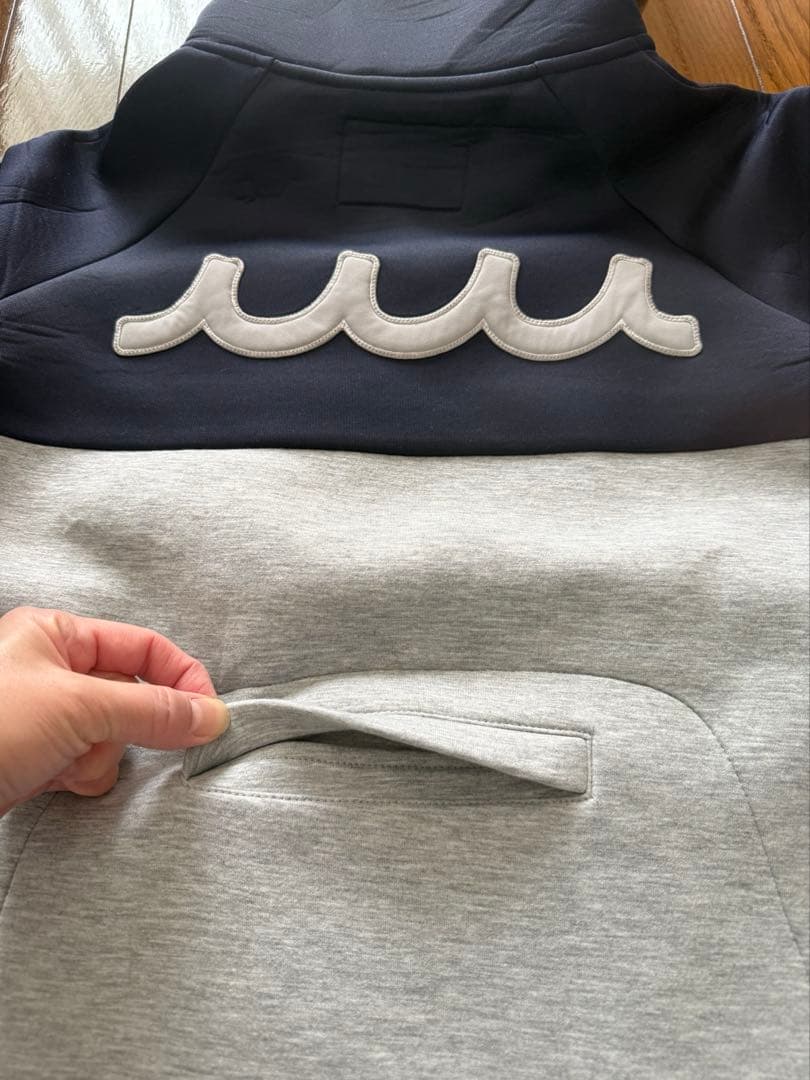 【美品】ム-タマリンジップアップフーディ