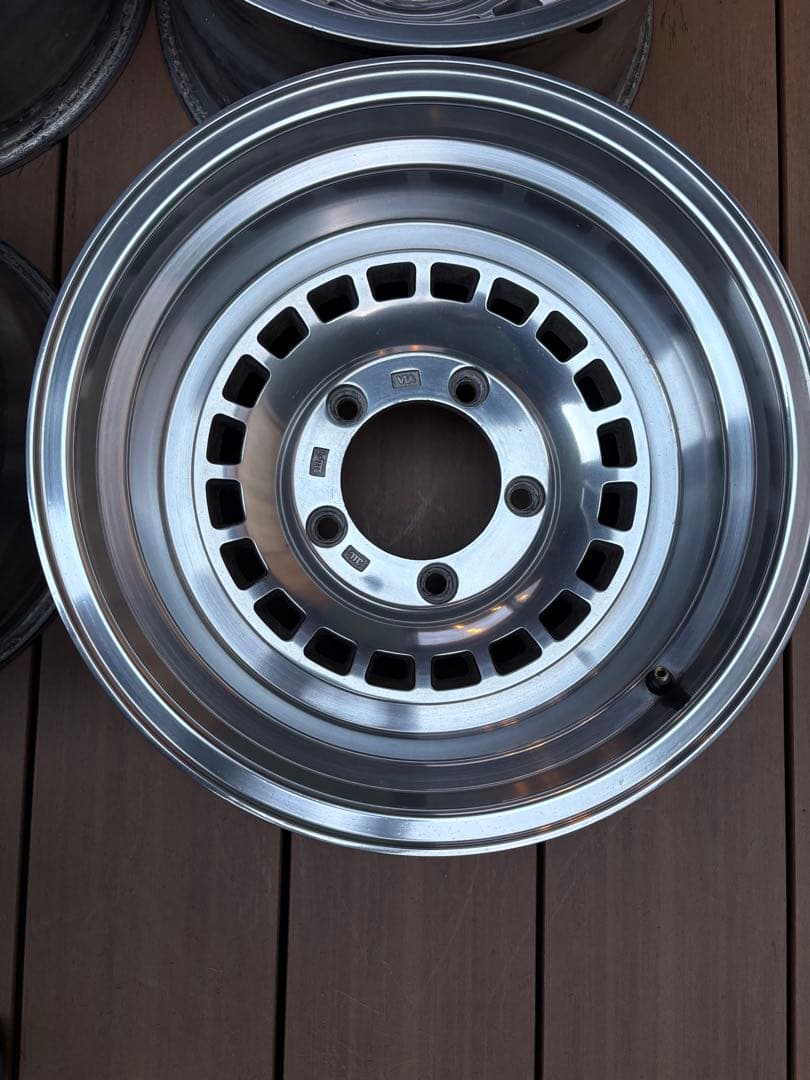 ランクル100 ホイール　深リム