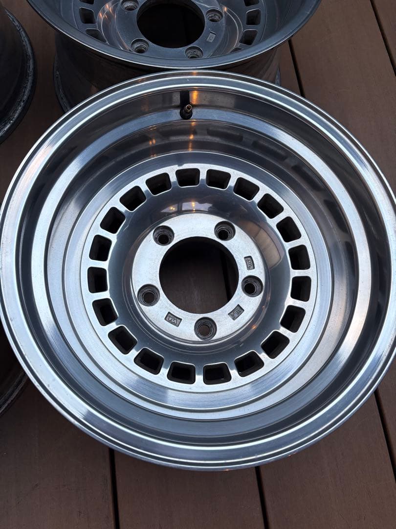 ランクル100 ホイール　深リム