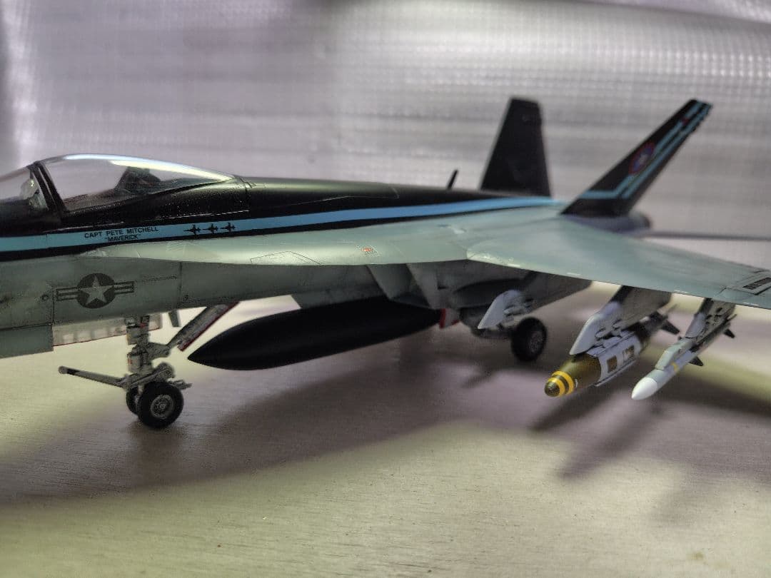 F/A-18E スーパーホーネット 1/48(トップガン マーベリック）